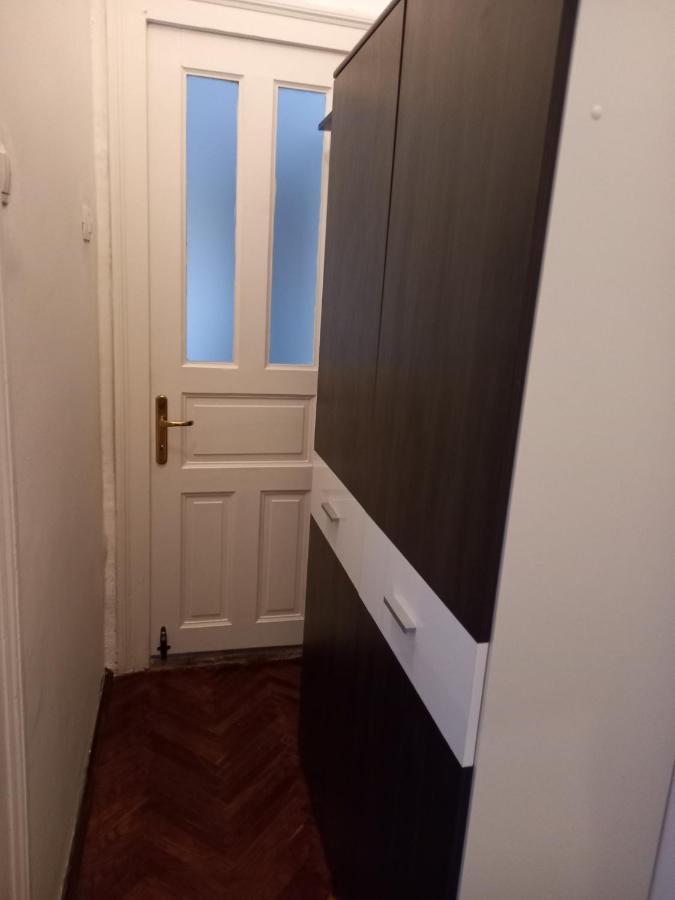 Apartmani Iris I Ana Crikvenica Exteriér fotografie