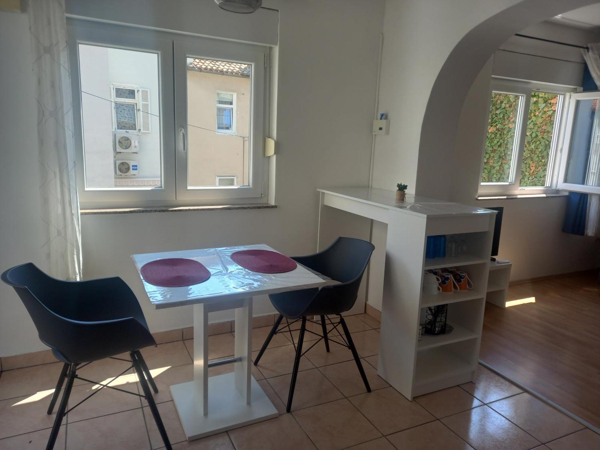 Apartmani Iris I Ana Crikvenica Exteriér fotografie